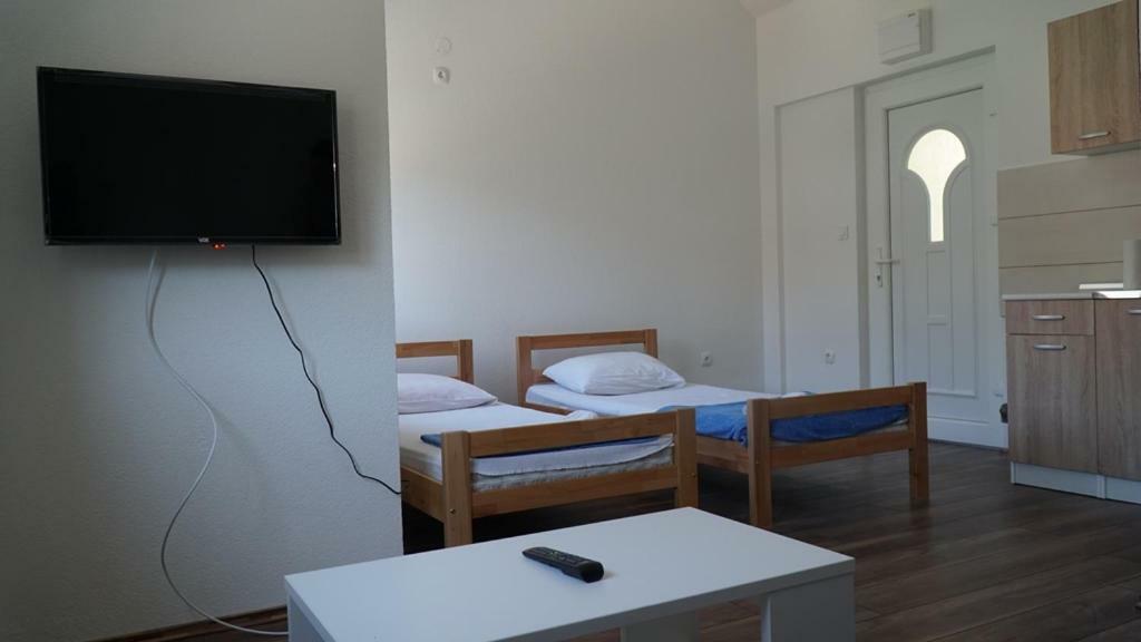 M2 Apartmani Trebinje Luaran gambar