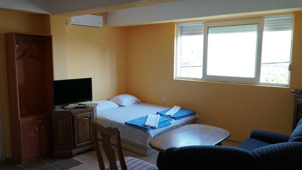 M2 Apartmani Trebinje Luaran gambar